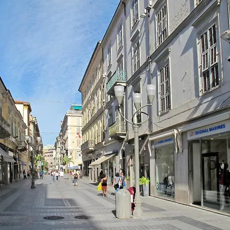 Locazione Turistica Casa Mara Apartment *